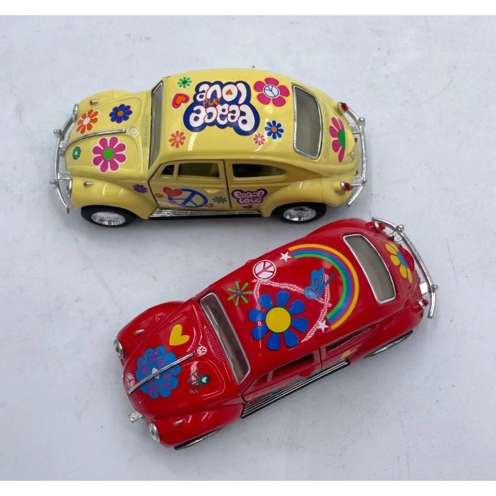 Lot of 2 Kinsmart 1967 Volkswagen Beetles Peace Love Diecast Model 1:32 Red 5" - Picture 6 of 12